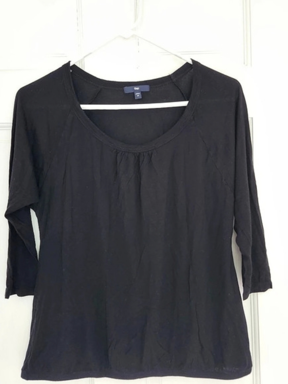 Gap Long Sleeve Scoop Neck in Black Size XS